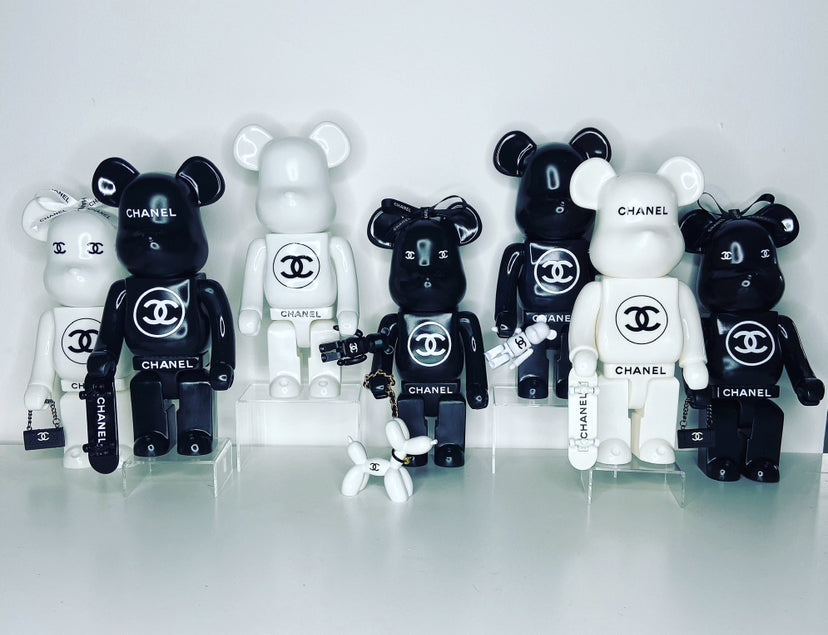 WHITE ICONIC DESIGNER BEARBRICK
