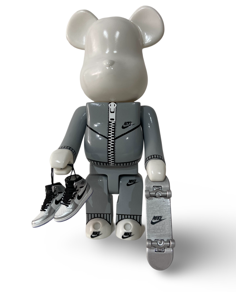 Grey Ni ke tracksuit bearbrick