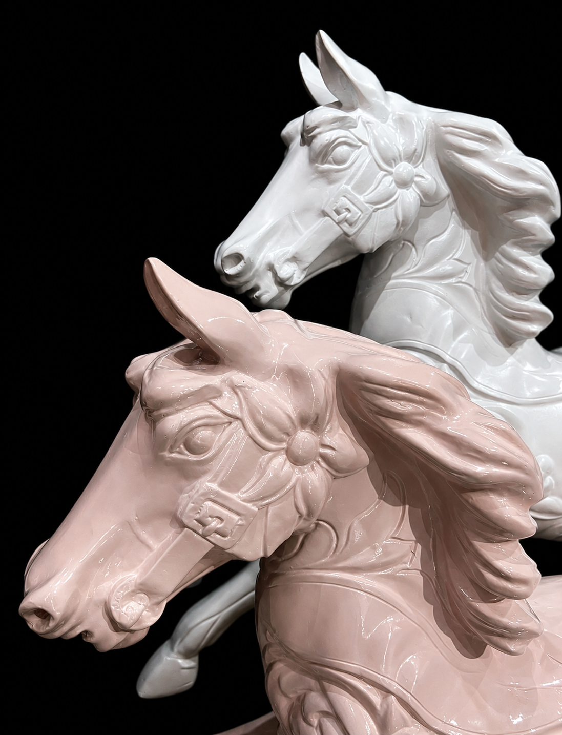 FREE STANDING CAROUSEL HORSE